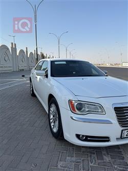 كرايسلر 300